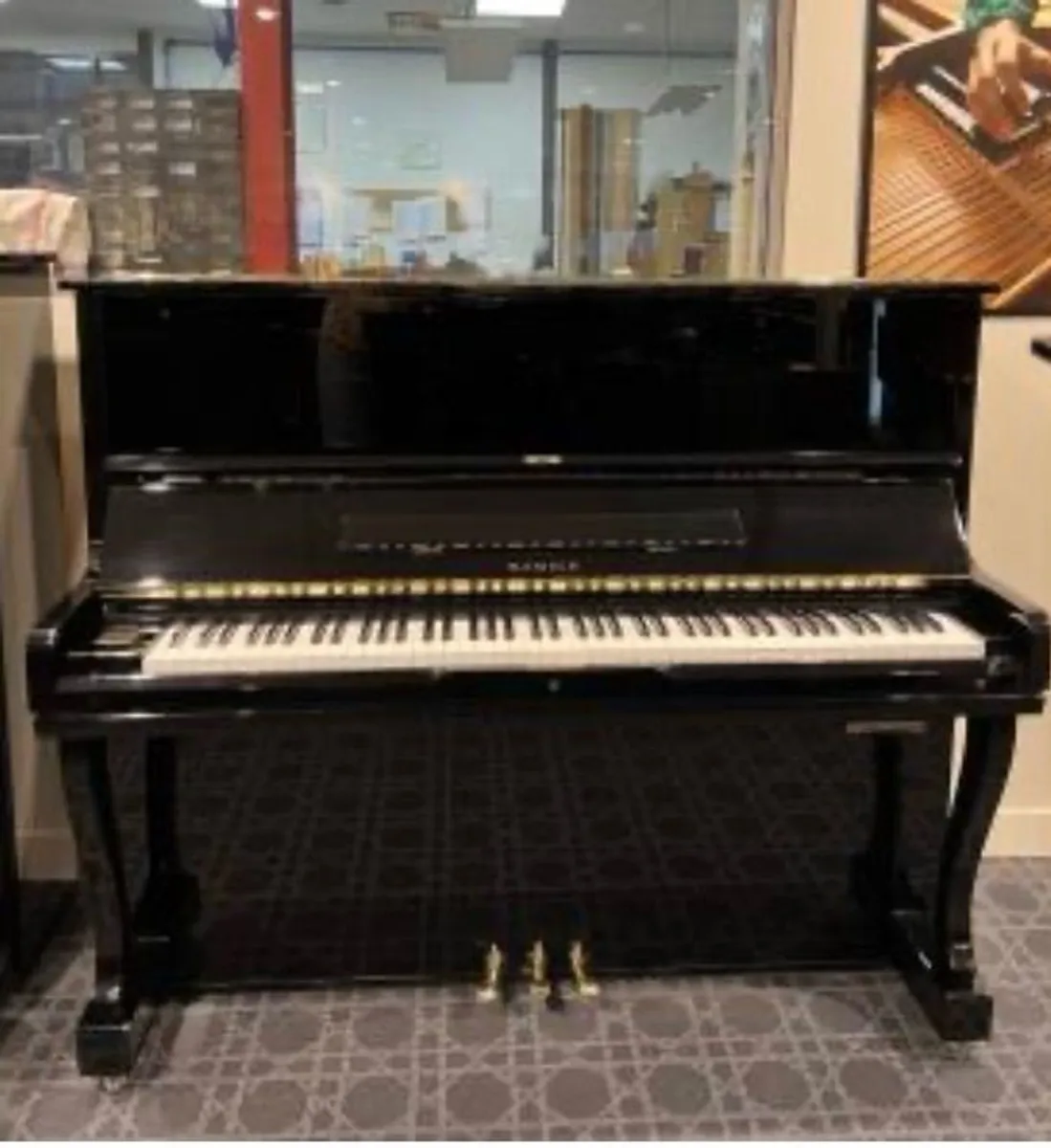 piano - Image 1