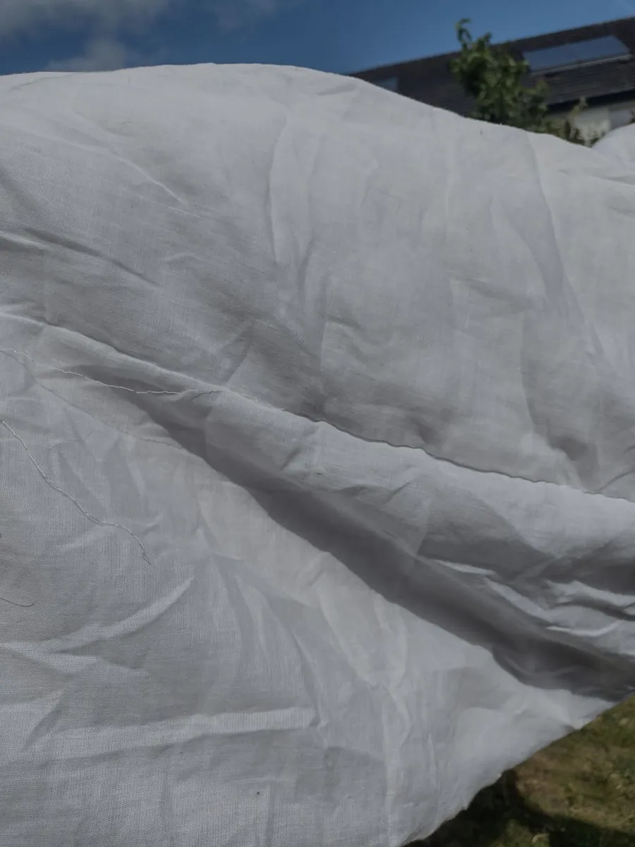 Clean washed king-size duvet 4.5tog - Image 2