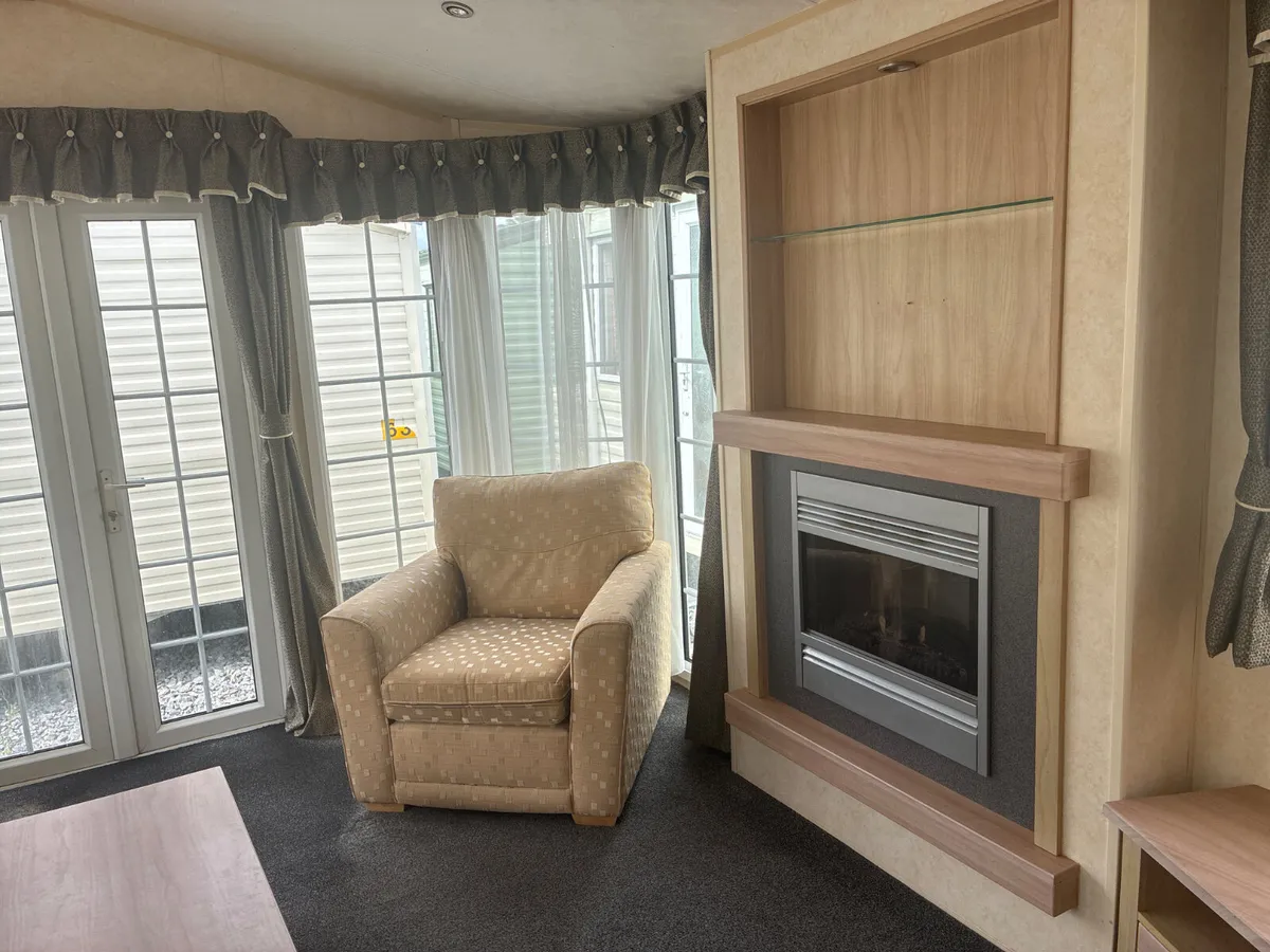 YOU CAN’T GO WRONG WITH THIS BK SHERATON 38X2BED - Image 4