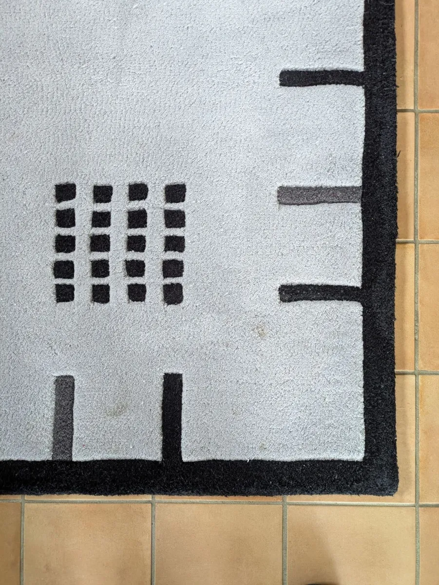 Raphaël Handtufted 100% Wool Rug - Image 4