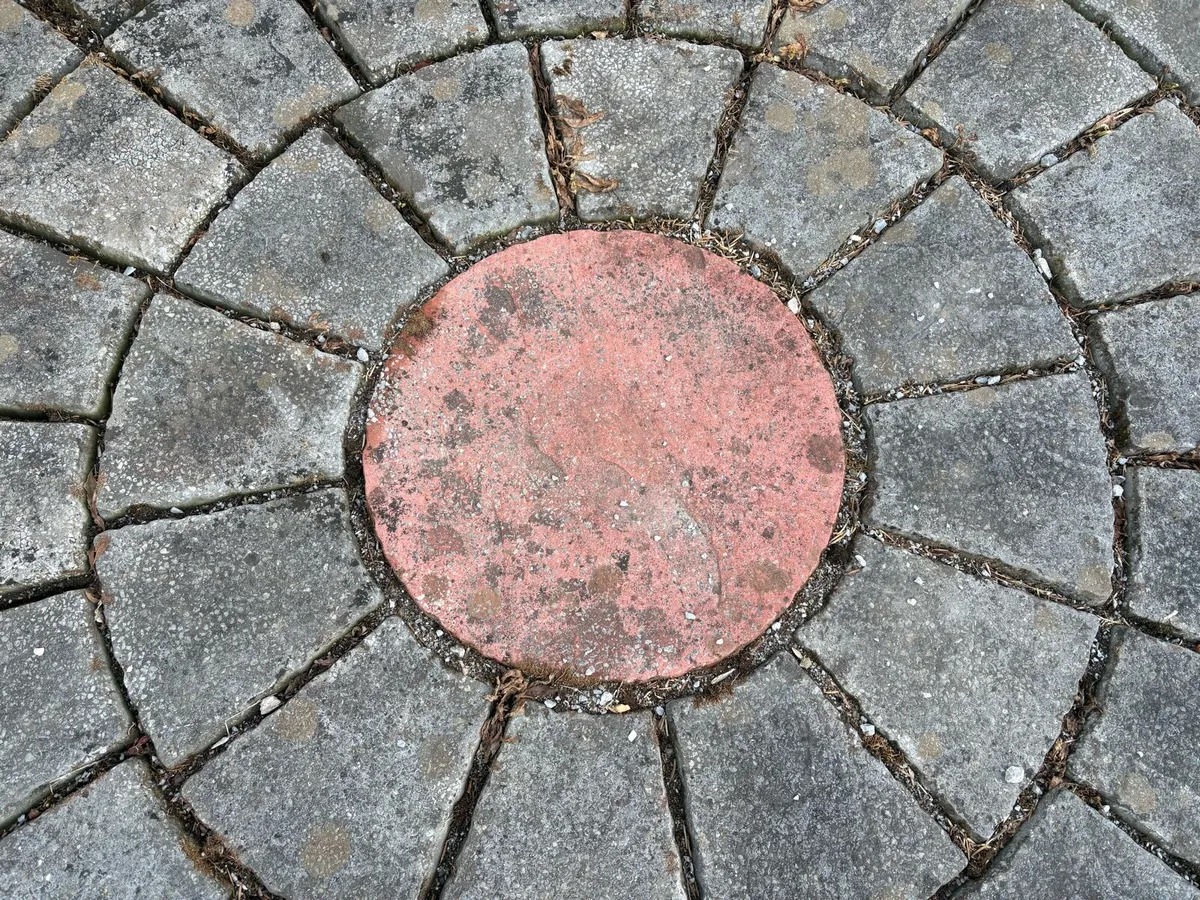 Circular Patio Slabs - Image 3