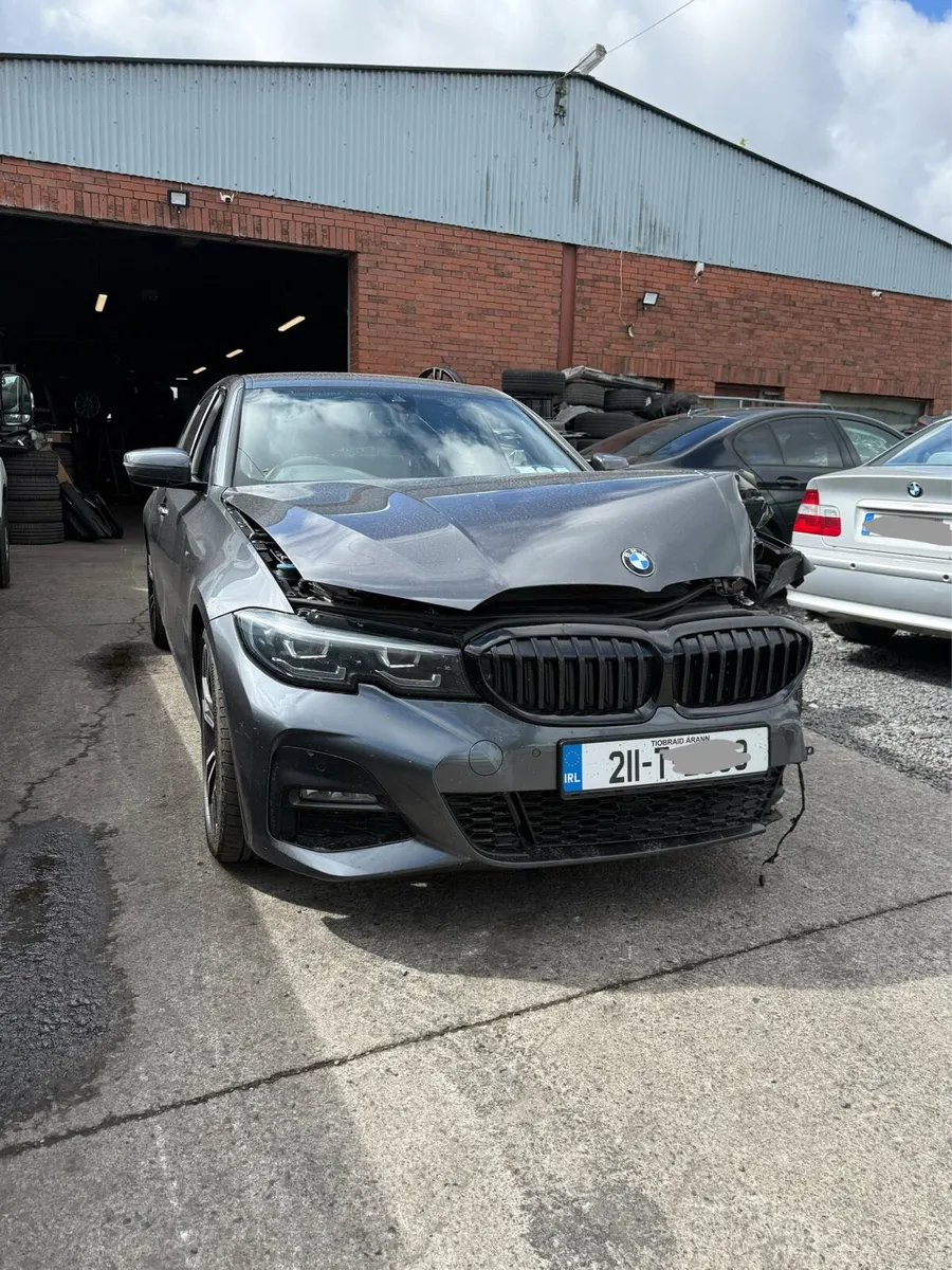 2021 BMW 330e G20 M-Sport - Image 1