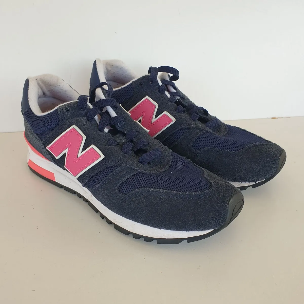 New balance 565 trainers blue/pink size 7.5 EU 41 - Image 1