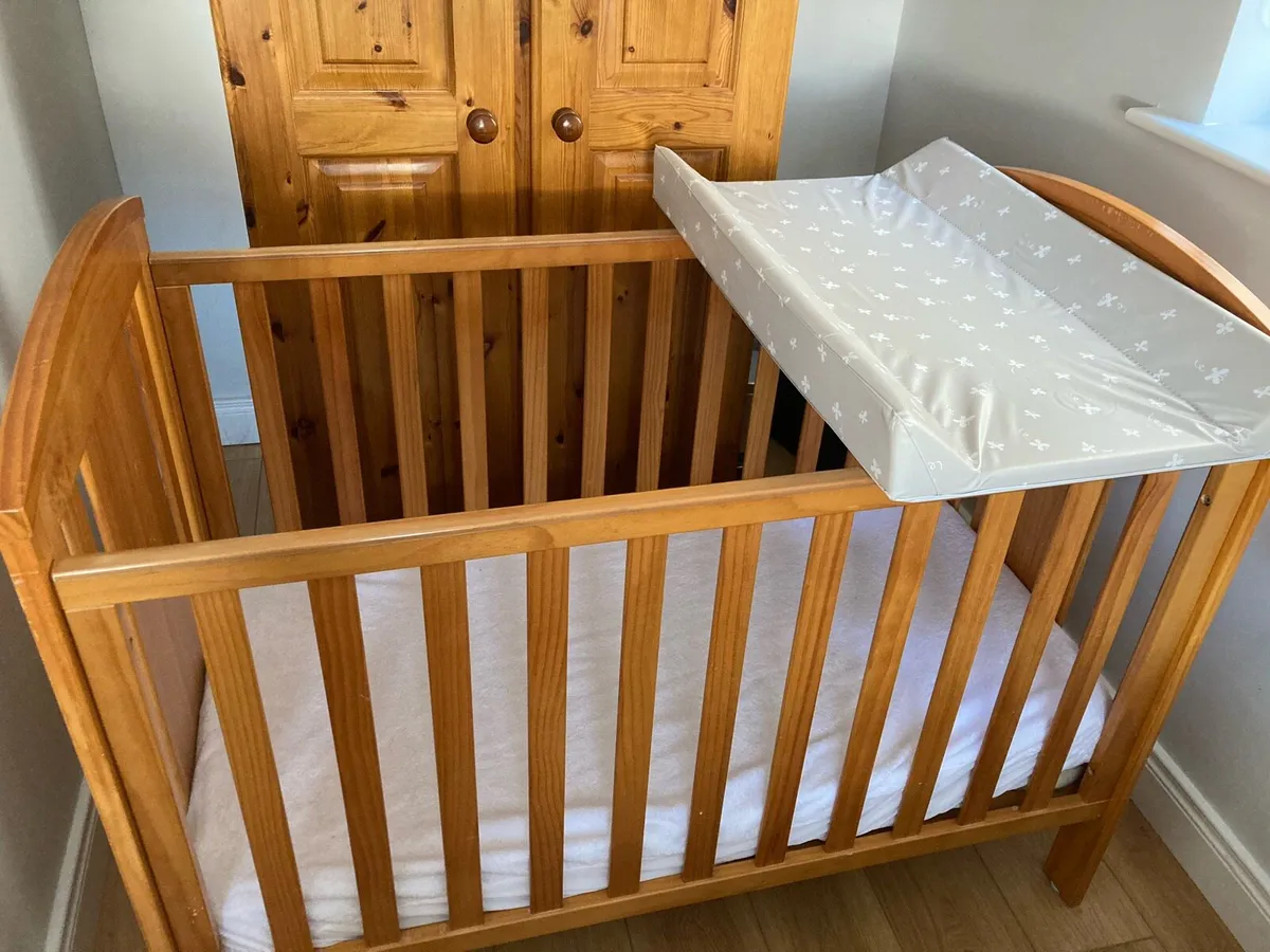 Baby furniture - Image 1
