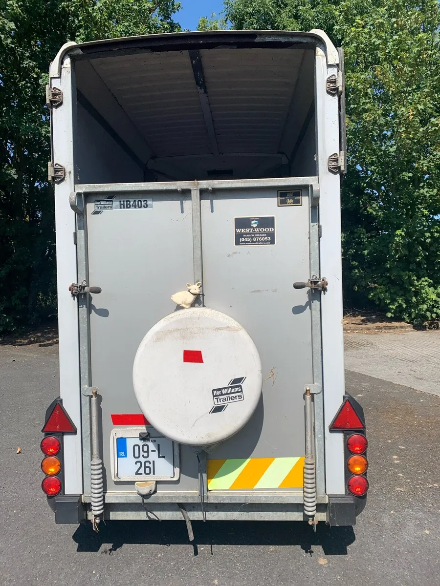 Horse box - Image 4