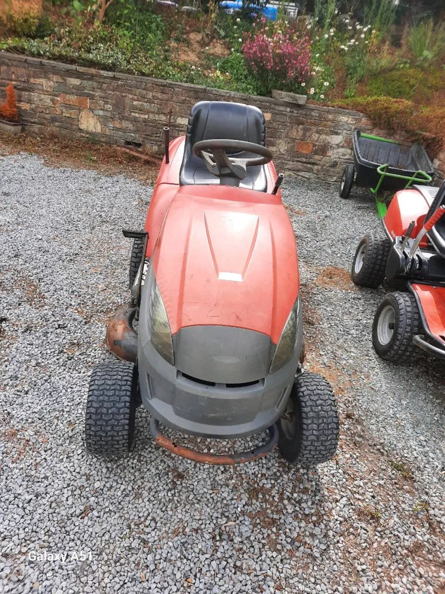 Castelgarden ride on mower - Image 1