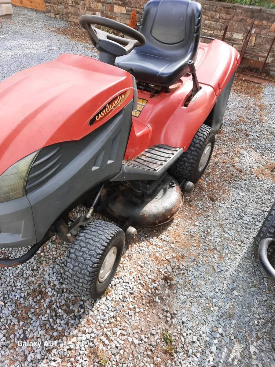 Castelgarden ride on mower - Image 2