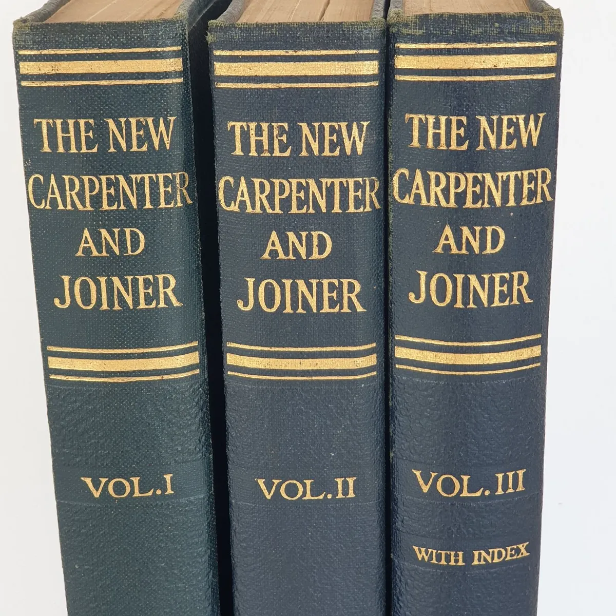 Carpenter and joiner books 1947 Vol 1-3 Caxton - Image 2