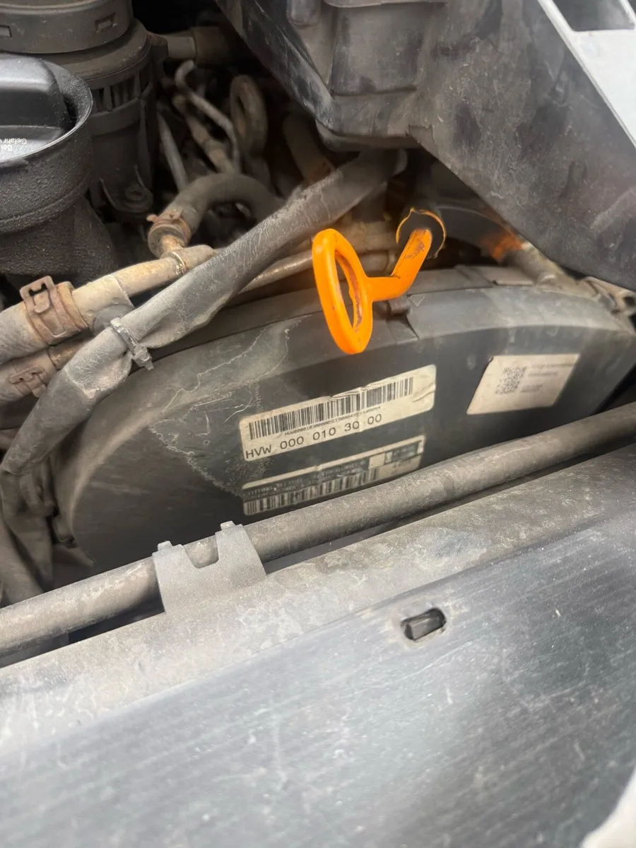 VW Crafter 2.5 CEBB Engine - Image 1