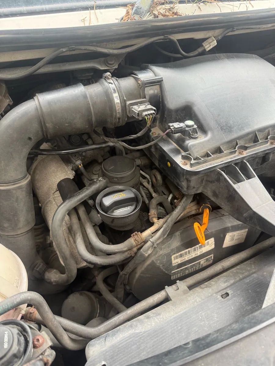 VW Crafter 2.5 CEBB Engine - Image 2