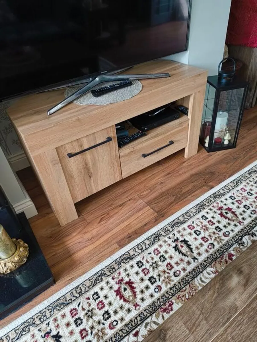 tv unit - Image 3