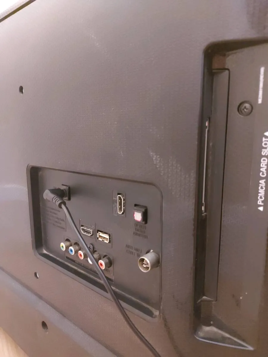 LG 32" led TV - Image 3