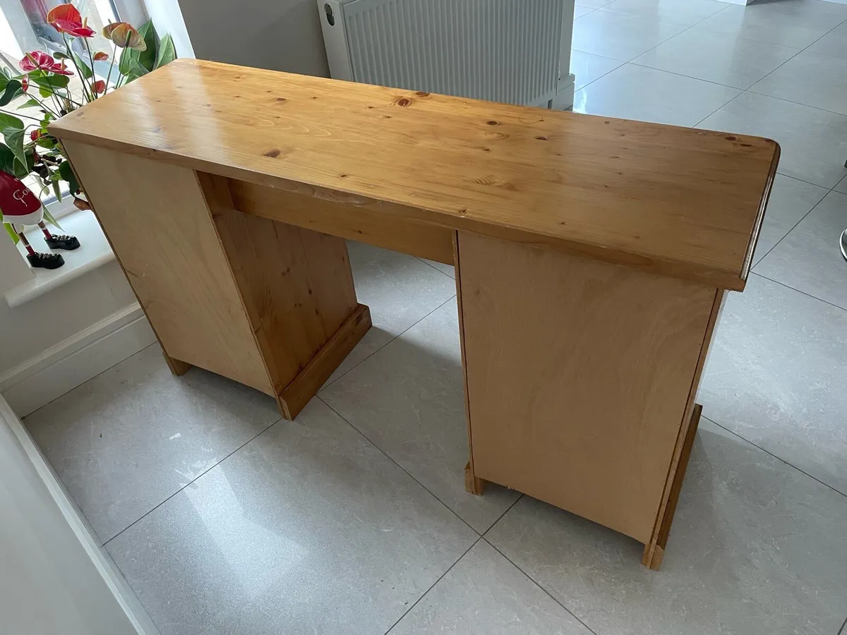 Traditional Pine Desk / Writing Desk /Dresser - Image 3