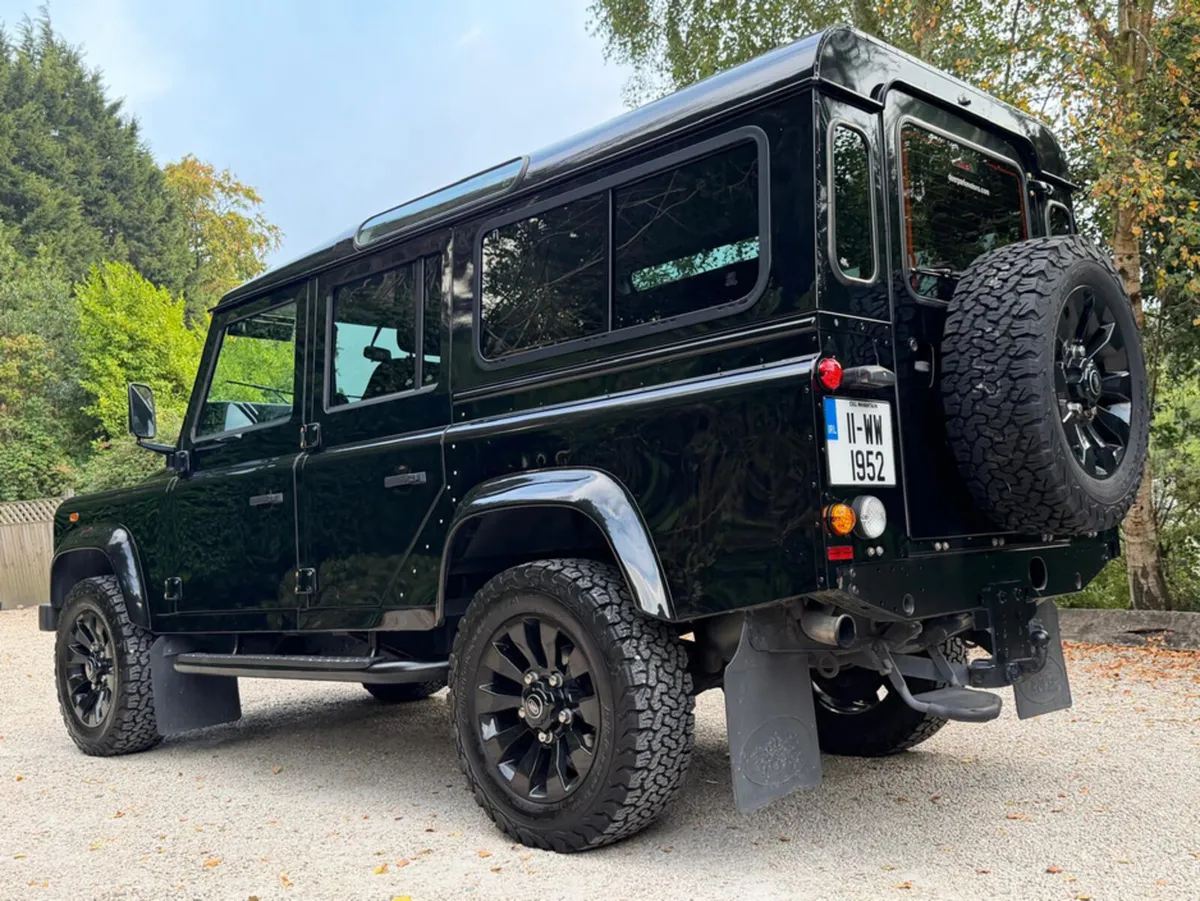 Land Rover Defender 110 2.4 300 TDI *Only 113000km - Image 4