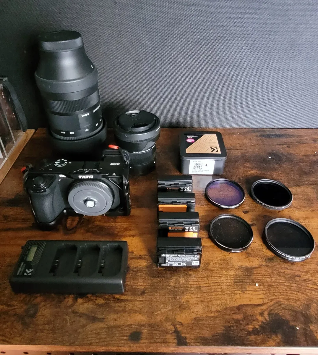 Sony Alpha A6700 Bundle