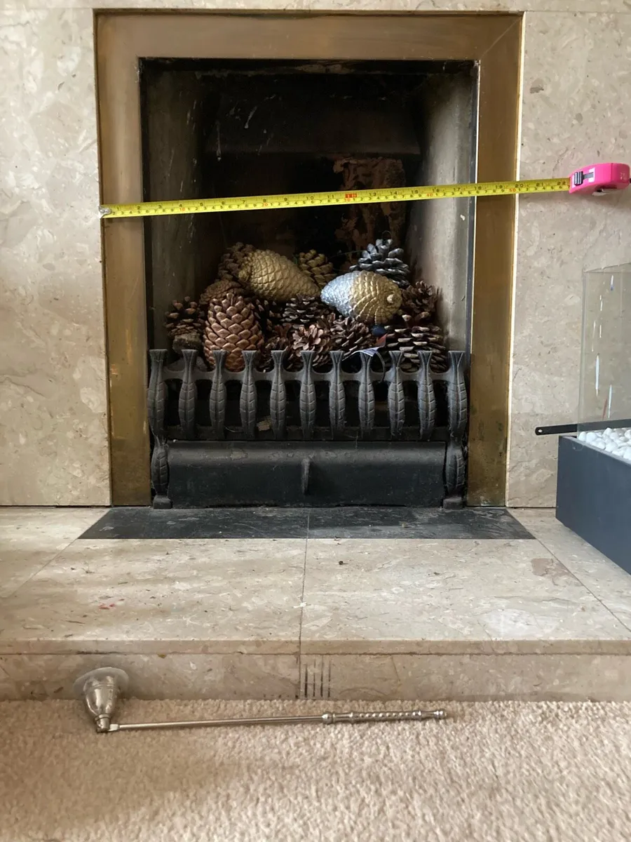 Fireplace mantelpiece - Image 2