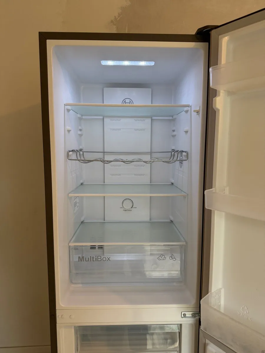 Bosch Serie 2 NoFrost Fridge Freezer – KGN27NLFAG - Image 4