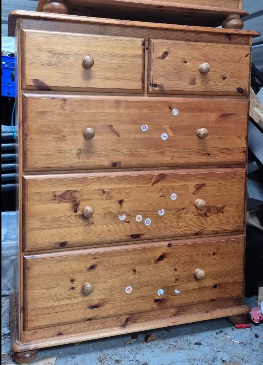 Pair of Quality Corndell 'Antique Pine' Solid Wood - Image 3