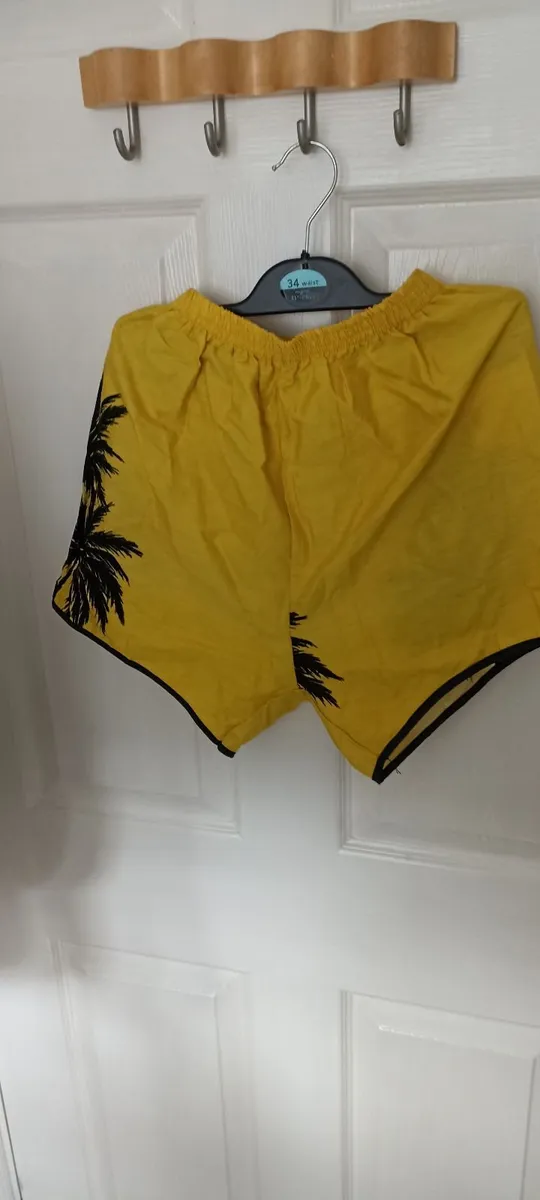 Beach Top and Shorts - Image 3
