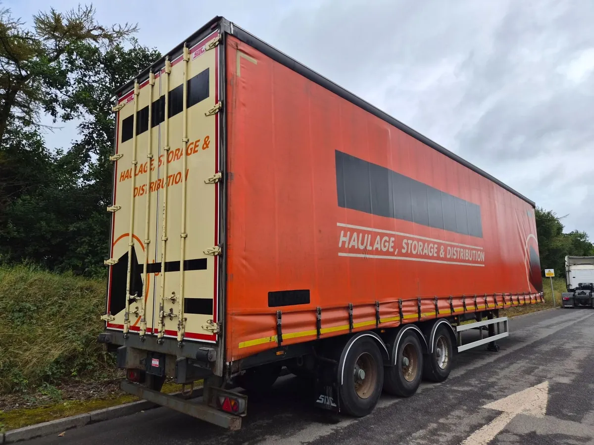 2015 SDC Curtainsider - Image 4