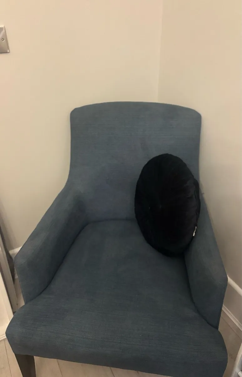 Armchair - Image 2