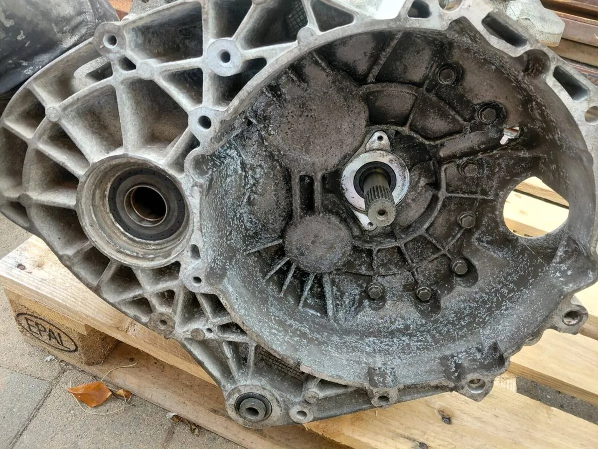 Crafter gearbox - Image 3