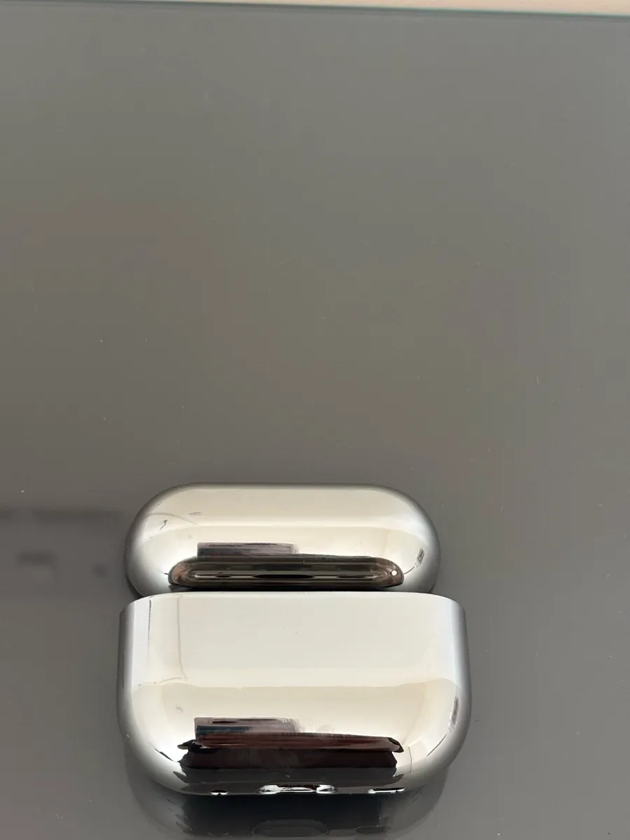 Airpod Second Generation Protective Case - Image 1