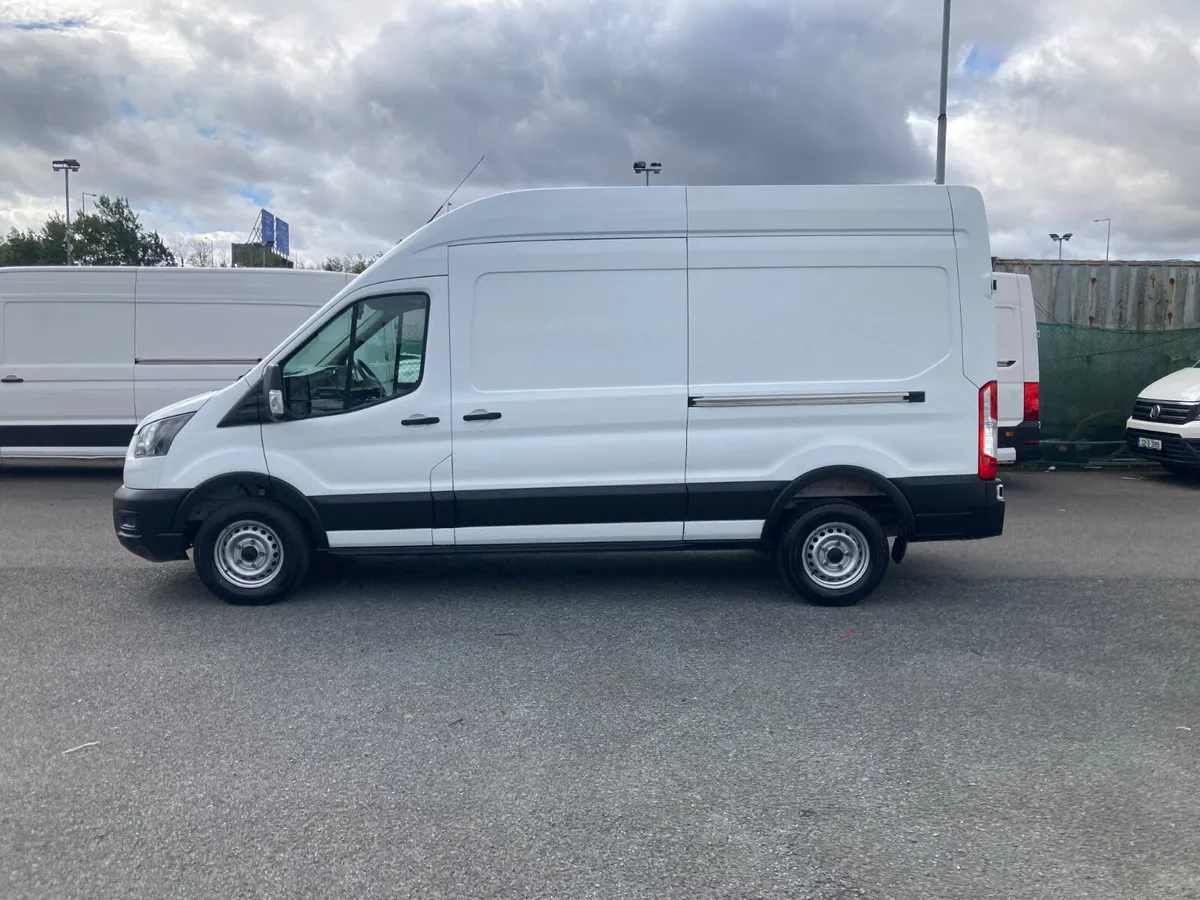 Ford Transit 2022 - Image 4