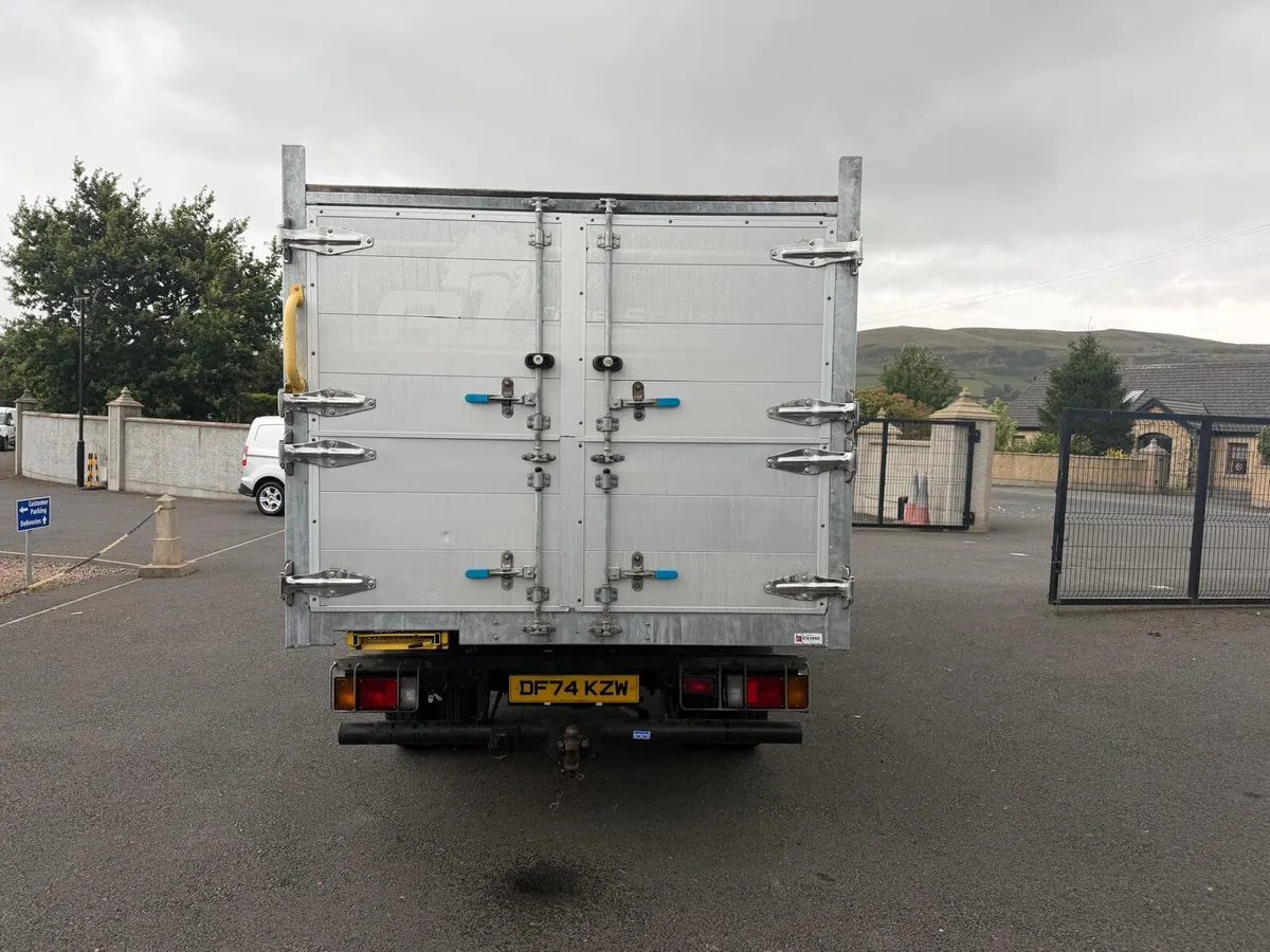 Isuzu Grafter N35 125 Utility Truck ARB Tipper - Image 4
