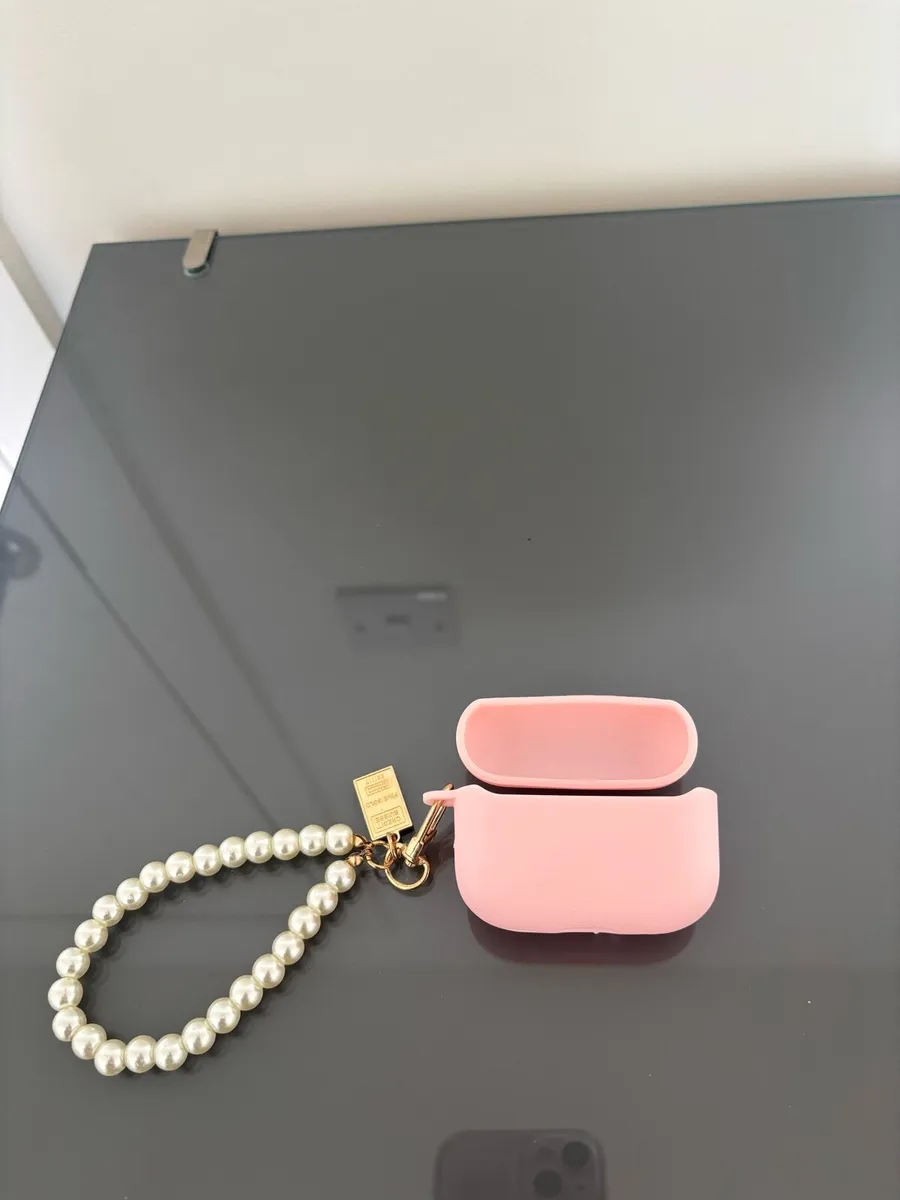 Airpod Second Generation Case - Image 3