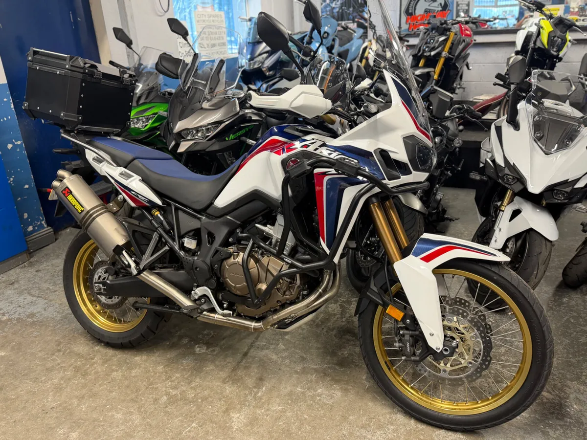 2018 Honda African Twin CRF1000 - Image 2