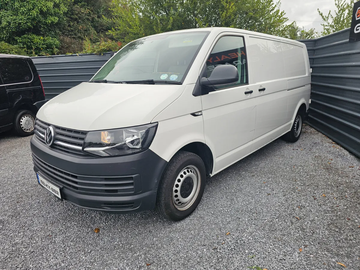 2019 Volkswagen Transporter Low Kms! - Image 4