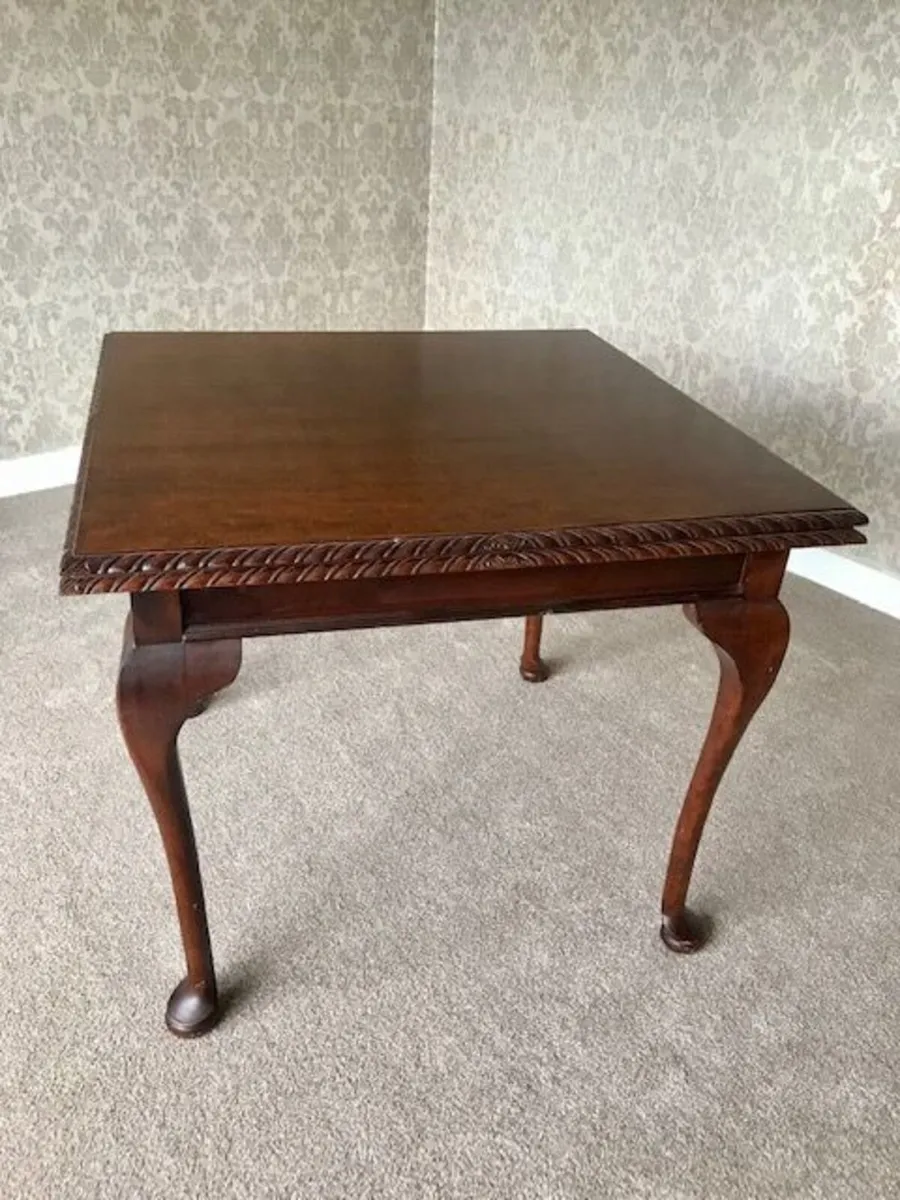Vintage Queen Anne Style Draw Leaf Dining Table - Image 4