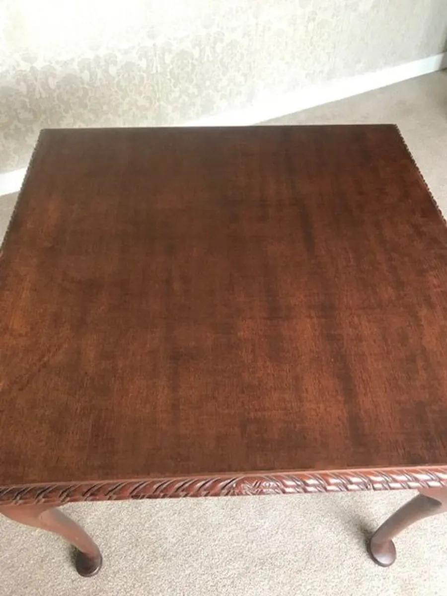 Vintage Queen Anne Style Draw Leaf Dining Table - Image 3