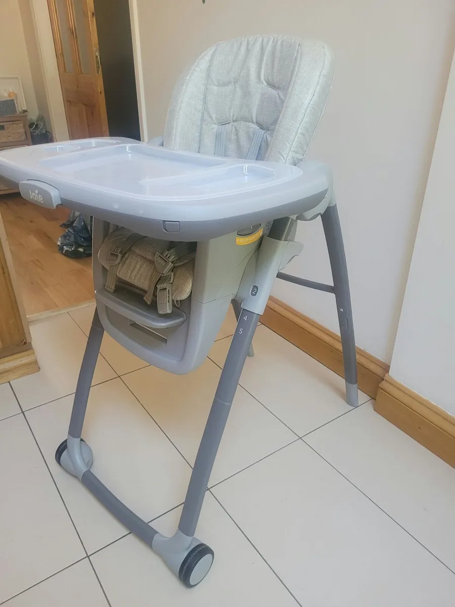 Joie Feeding chair - Image 1