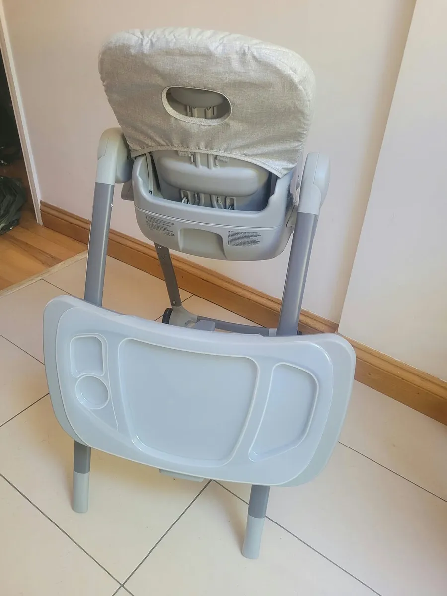 Joie Feeding chair - Image 3