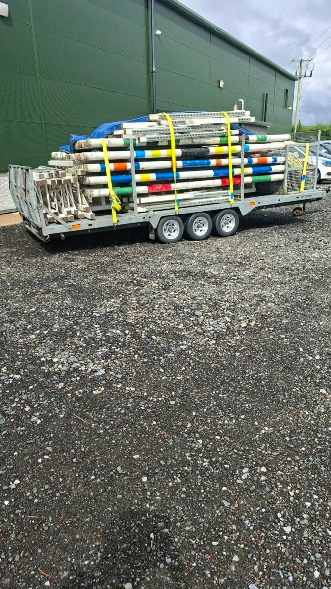 Large Show Jumping Course - Image 4