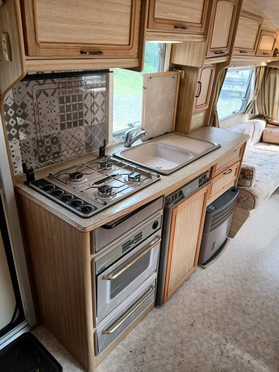 4 berth Caravan - Image 3
