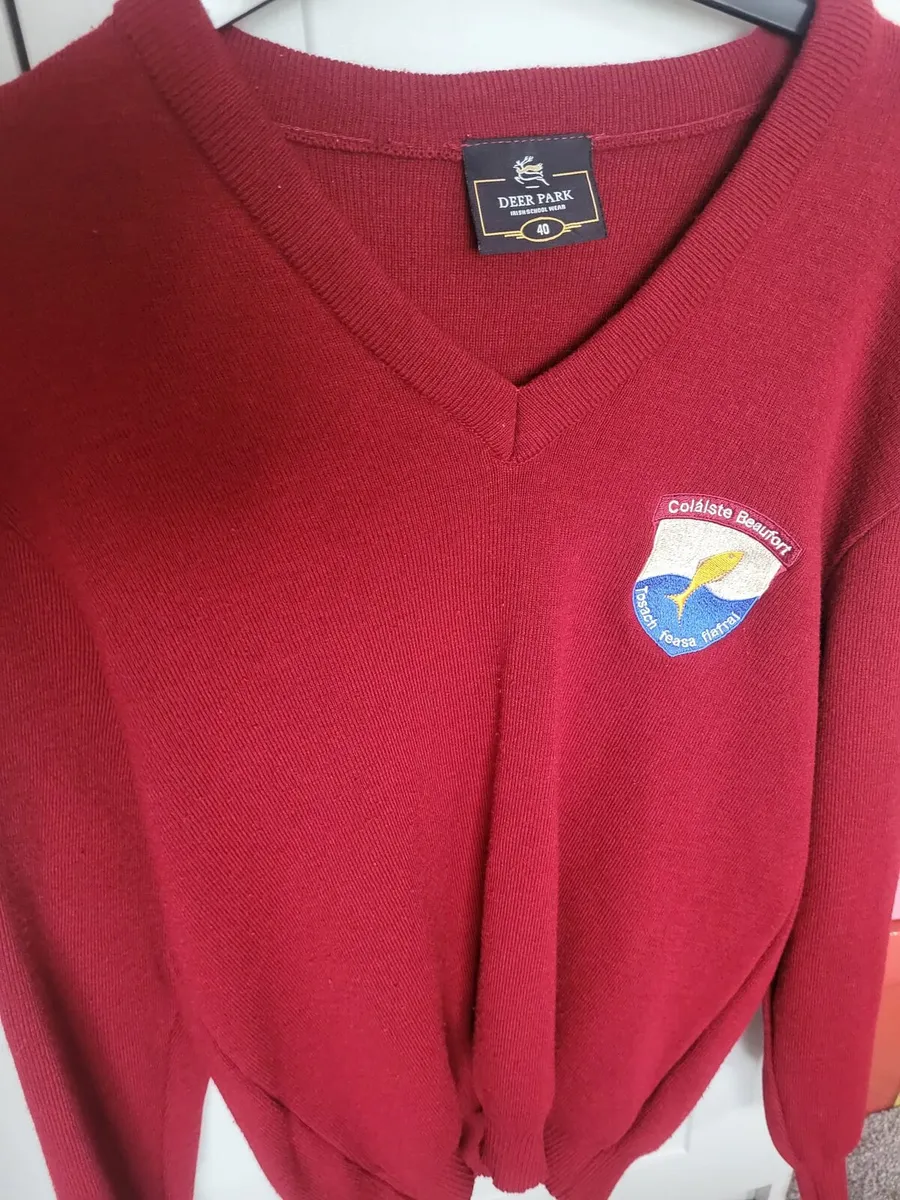 School uniform - Image 2