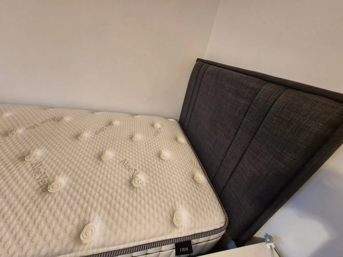Single bed with mattress - Image 2