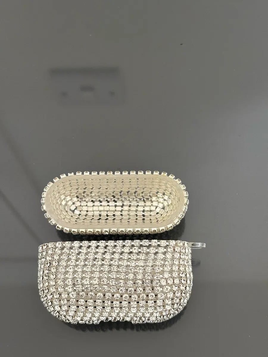Airpod Second Generation Case - Image 3
