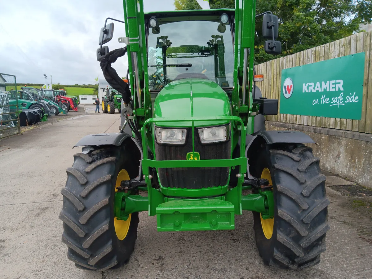 John Deere 5100M (2019) - Image 3