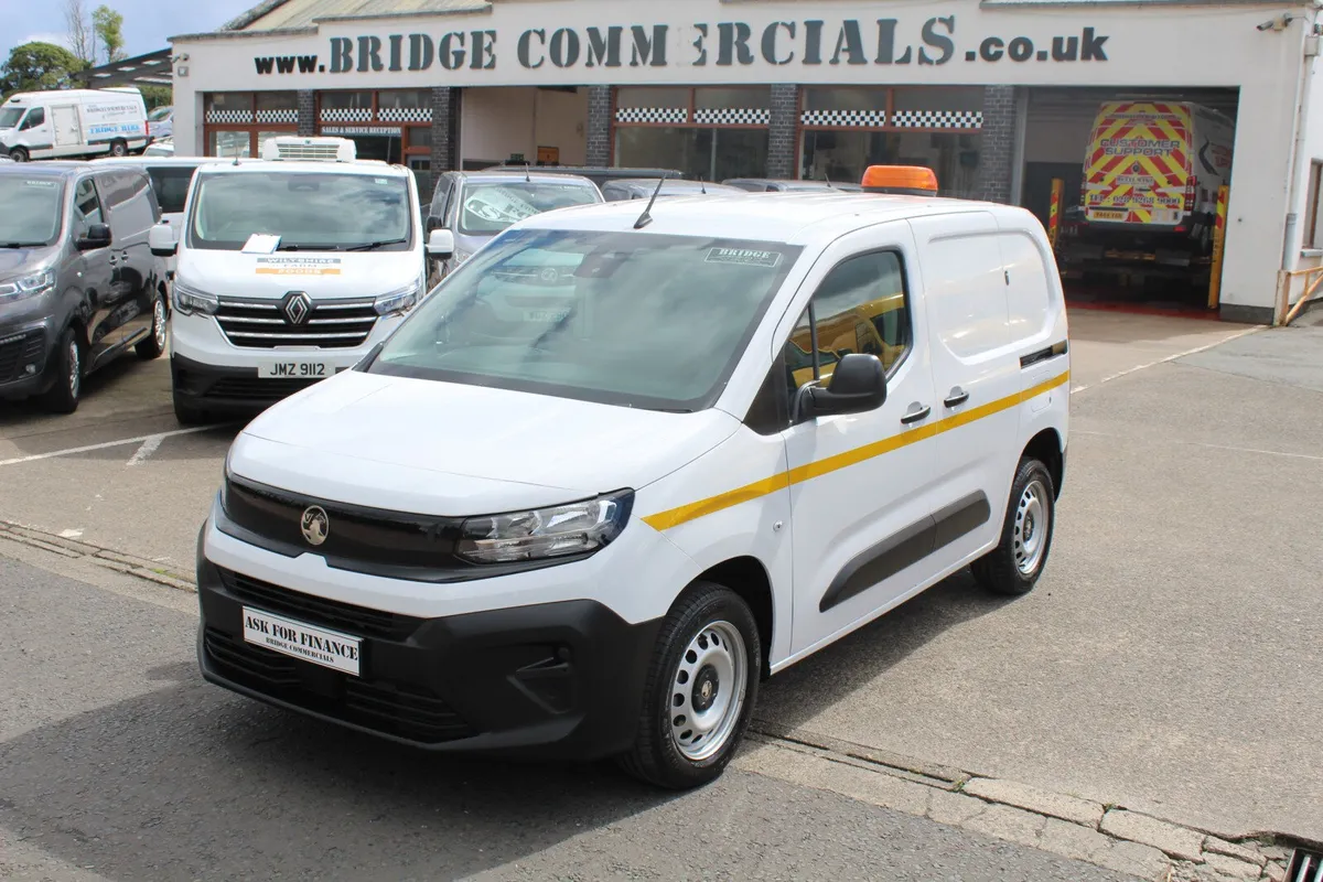 2025 Vauxhall Combo L1H1 Prime - Image 1