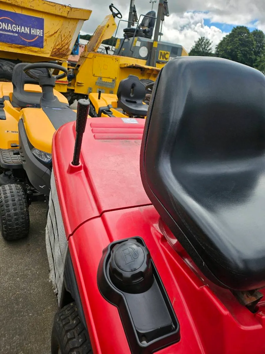 Honda 2417 Ride On Tractor lawnmower Lawn Mower - Image 4