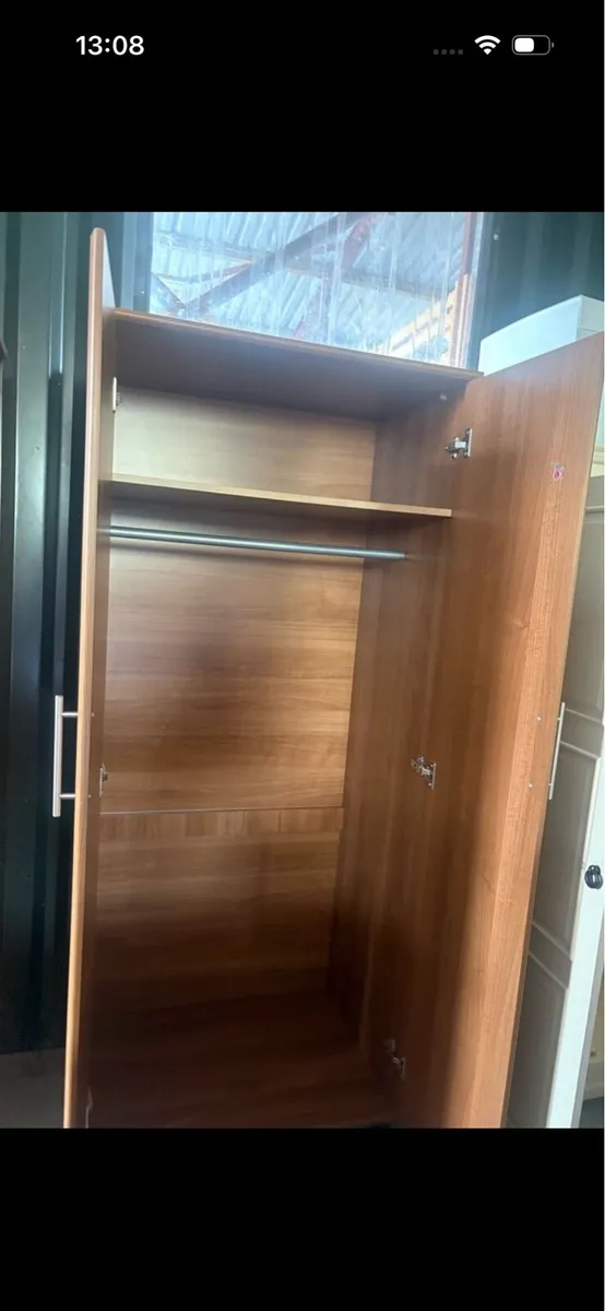 Wardrobe with mirror - Image 2