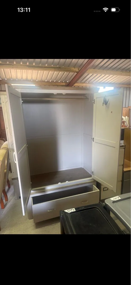 Large grey wardrobe - Image 2