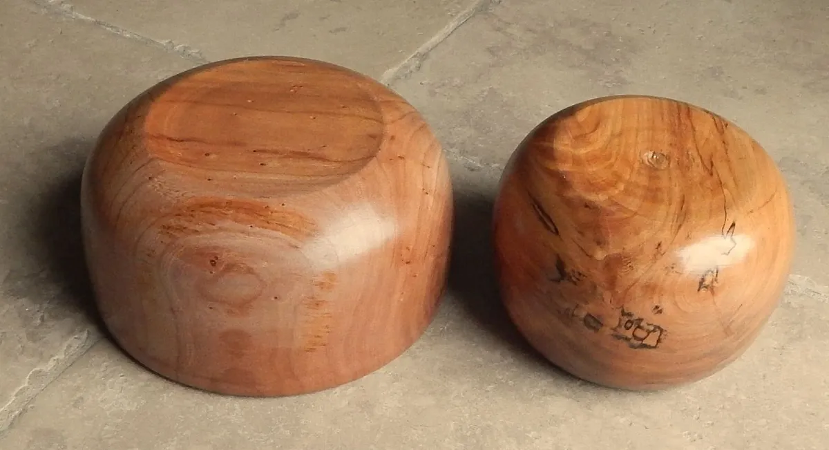 2 Hand Made Wooden Bowls - Image 2