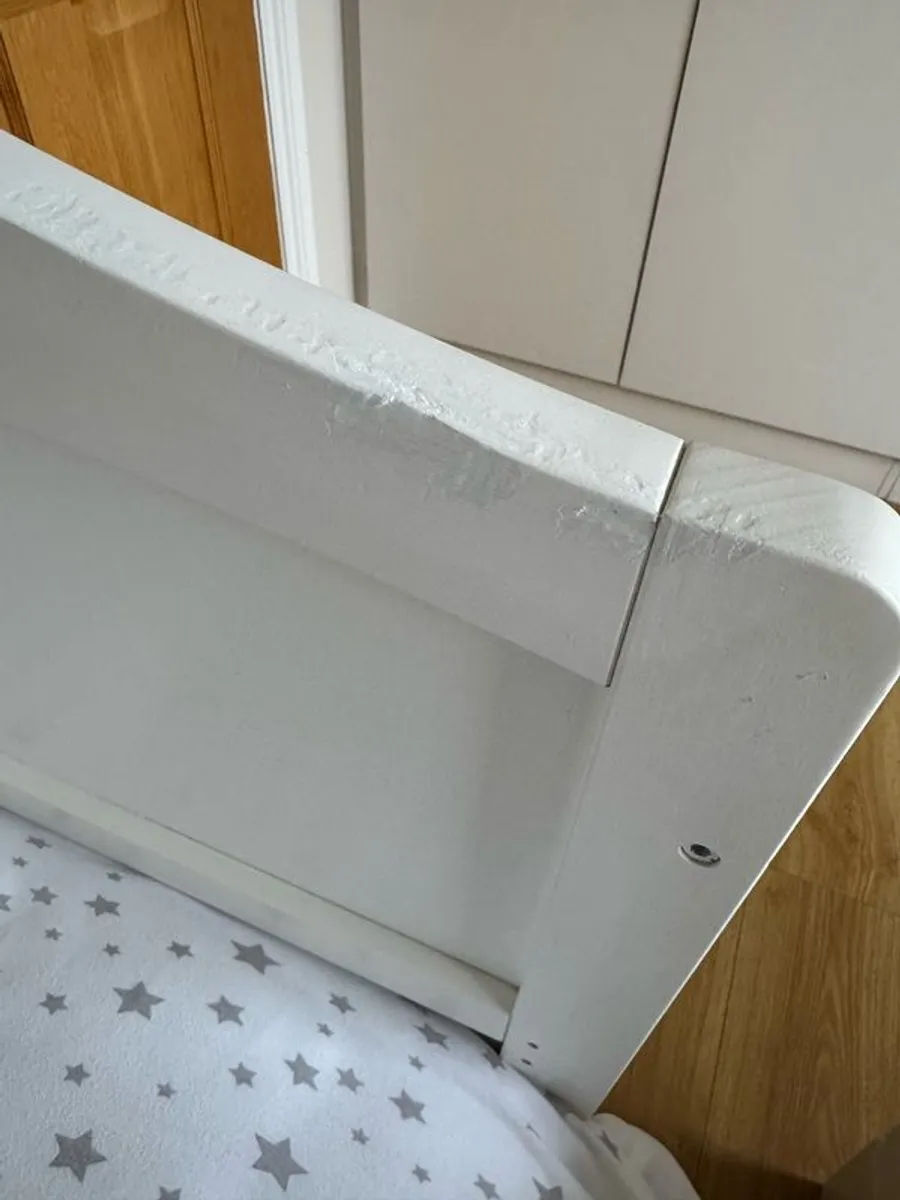 Cot bed with mattress - Image 3