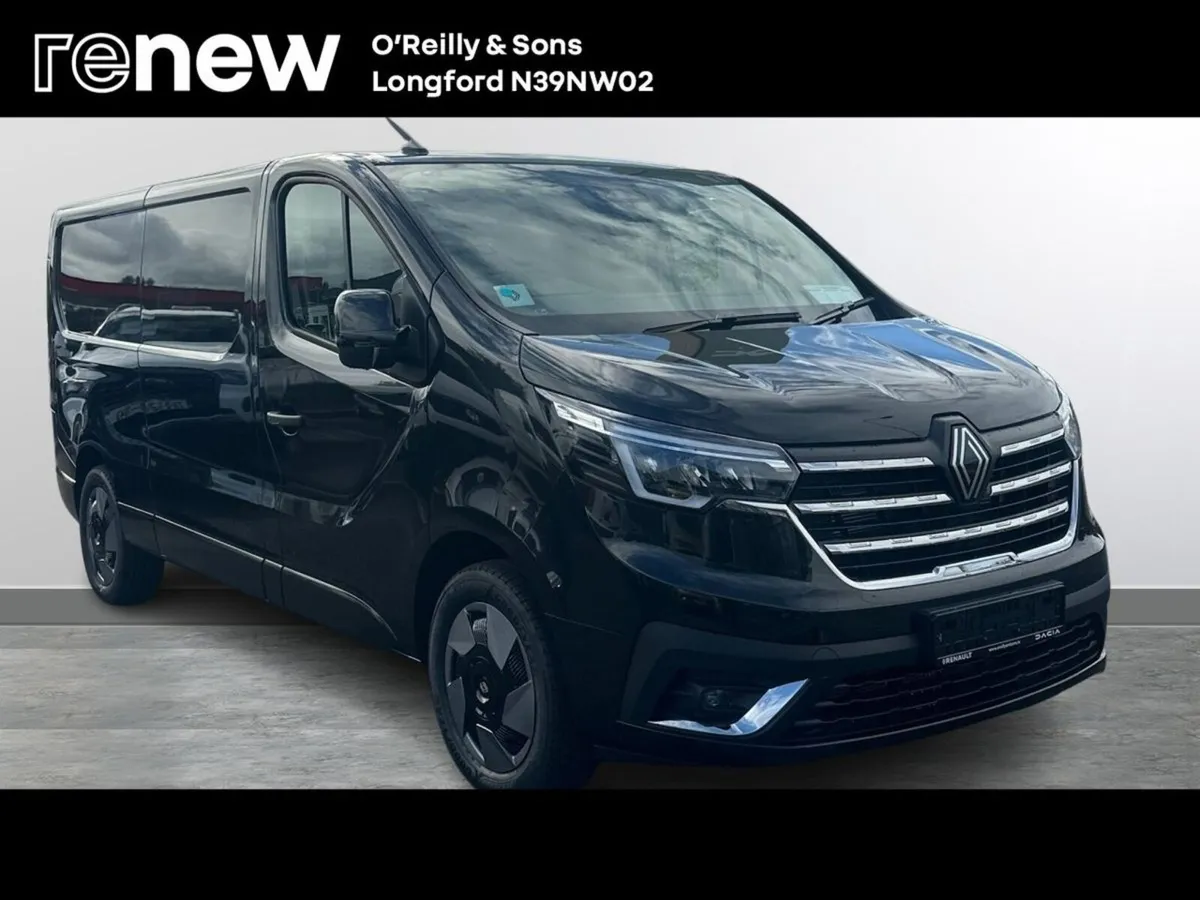 Renault Trafic 170BHP Extra Sport Auto 9S - Image 1