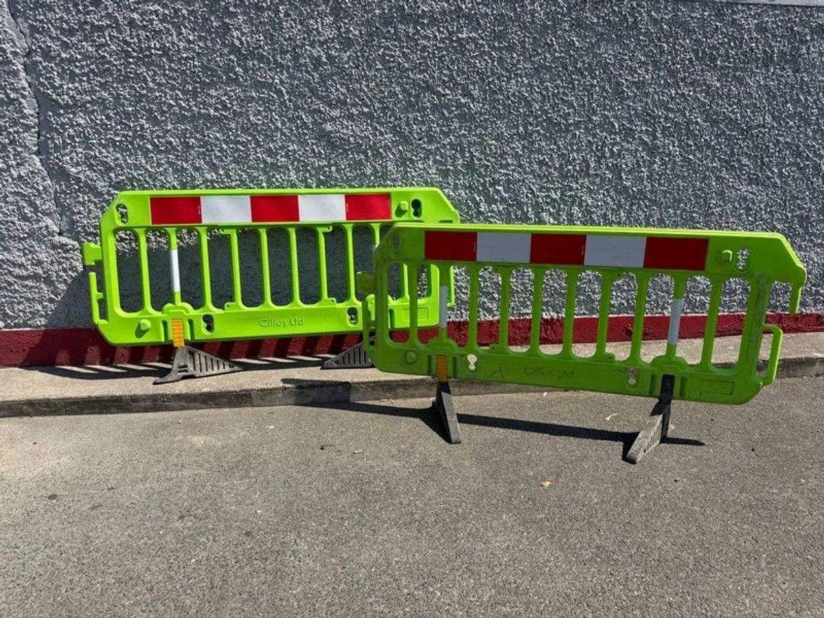Crowd Control Barrier Plastic Barrier - Image 3